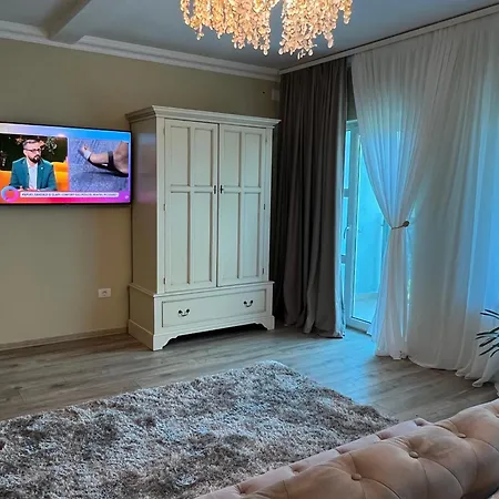 Karo * Năvodari